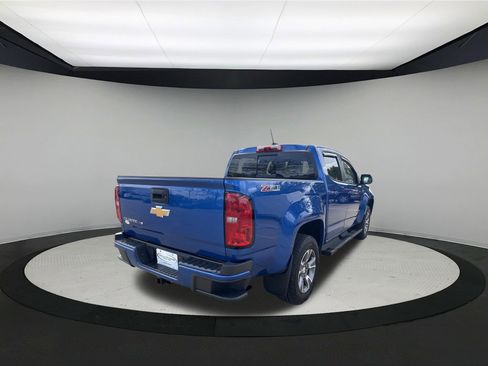 Used 2018 Chevrolet Colorado Z71 AWD/4WD image 5