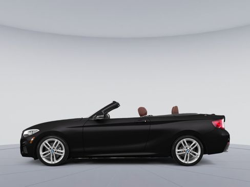 Used 2016 BMW 228i xDrive Convertible image 2