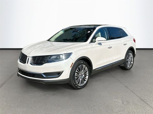 Used 2018 Lincoln MKX Reserve w/ Lincoln MKX Climate Package image 3