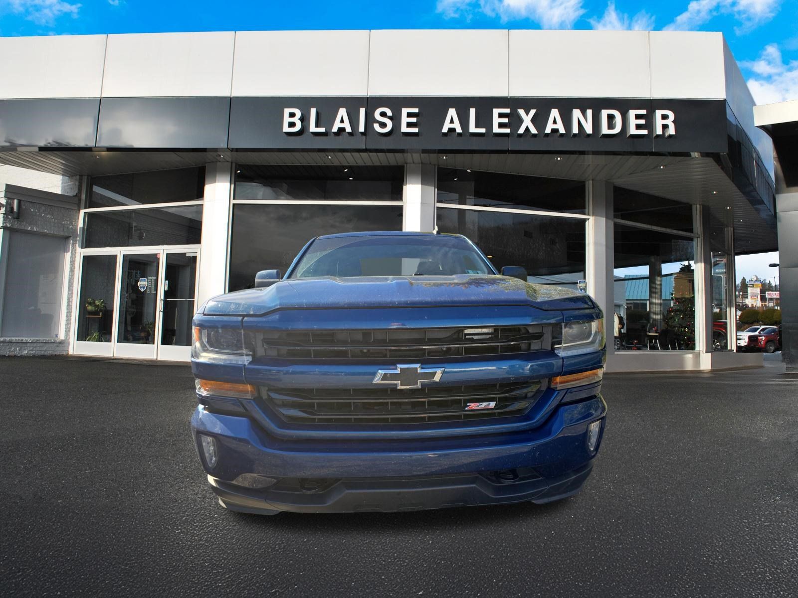 Used 2019 Chevrolet Silverado 1500 LT w/ All Star Edition AWD/4WD image 8