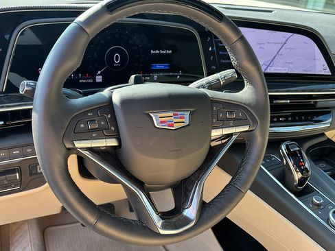 Used 2024 Cadillac Escalade Premium Luxury w/ Performance Package AWD/4WD image 10
