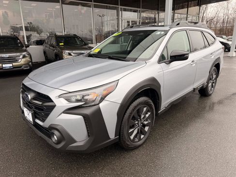 Used 2023 Subaru Outback Onyx Edition XT image 9