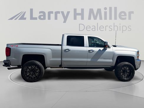 Used 2016 Chevrolet Silverado 2500 LTZ w/ LTZ Plus Package AWD/4WD image 6