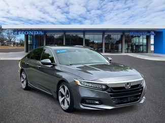 Used 2019 Honda Accord Touring video 1