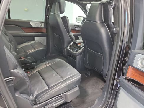 Used 2024 Lincoln Navigator L Reserve AWD/4WD image 20