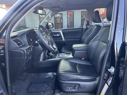 Used 2021 Toyota 4Runner Limited image 10