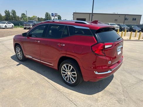 Used 2024 GMC Terrain Denali w/ Denali Premium Package AWD/4WD image 34