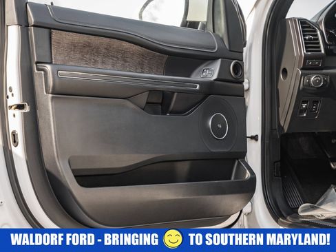 Used 2019 Ford Expedition Limited w/ Equipment Group 301A image 44