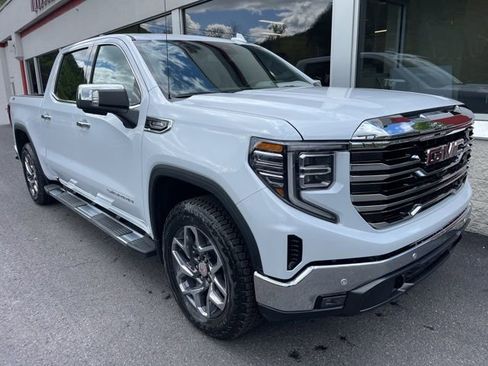 New 2026 GMC Sierra 1500 SLT AWD/4WD image 2