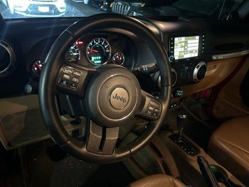 Used 2013 Jeep Wrangler Sahara w/ Connectivity Group image 9