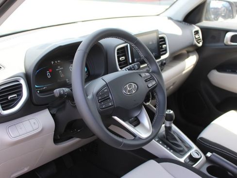 New 2026 Hyundai Venue SEL FWD image 11