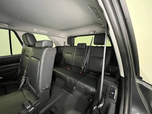 Used 2024 Toyota Sequoia SR5 w/ SR5 Premium Package AWD/4WD image 20
