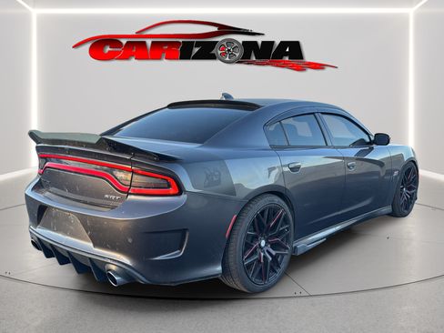 Used 2016 Dodge Charger R/T Scat Pack w/ Technology Group RWD image 6