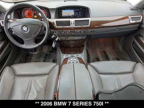 Used 2006 BMW 750i image 23