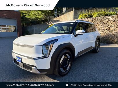 Used 2024 Kia EV9 Wind