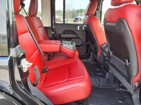 Used 2024 Jeep Wrangler Unlimited Rubicon 392 image 23