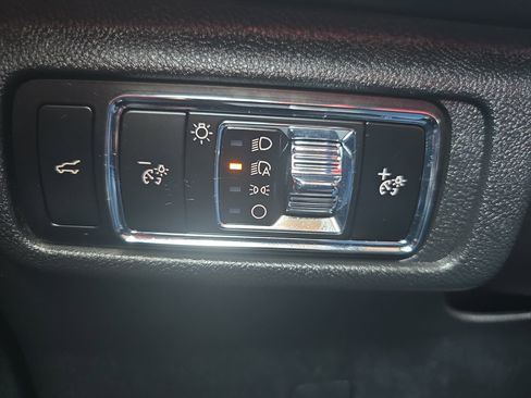 Certified 2024 Lincoln Corsair Reserve w/ Equipment Group 201A image 25