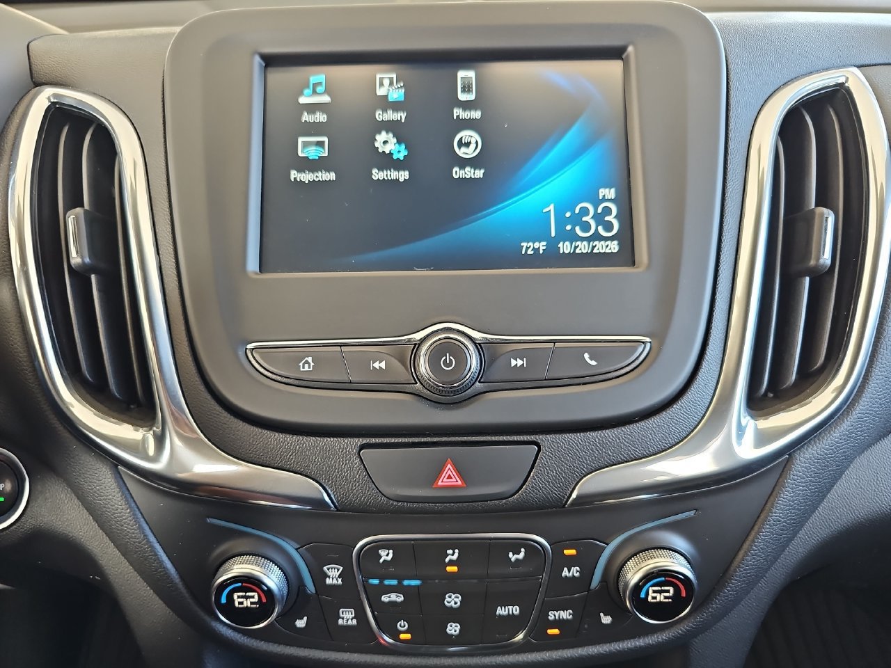 Used 2018 Chevrolet Equinox LT AWD/4WD image 25