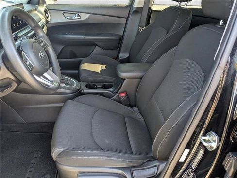 Used 2020 Kia Forte LXS FWD image 15