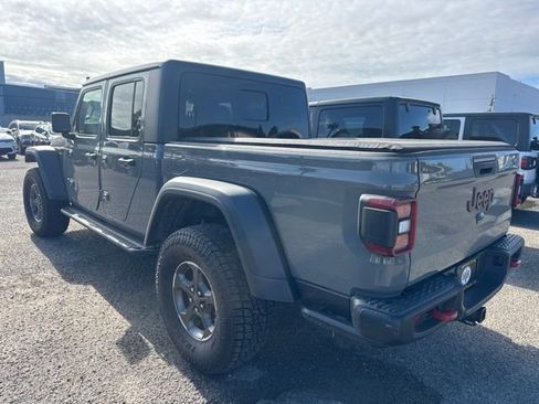 Used 2022 Jeep Gladiator Rubicon w/ LED Lighting Group AWD/4WD image 6
