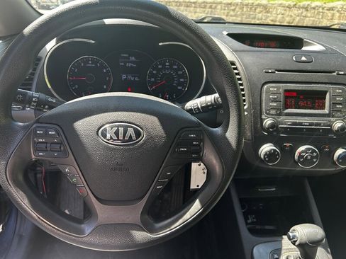 Used 2016 Kia Forte LX FWD image 28