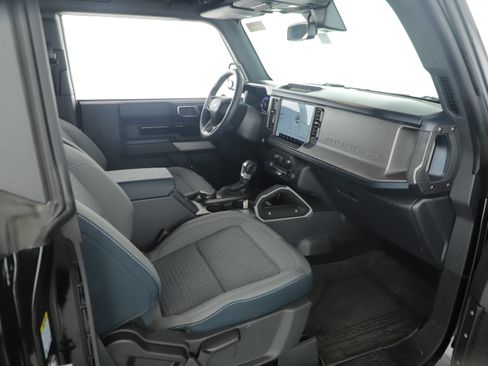Certified 2023 Ford Bronco Outer Banks image 10