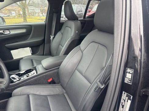 Used 2026 Volvo XC40 B5 Plus w/ Protection Package Premier image 12