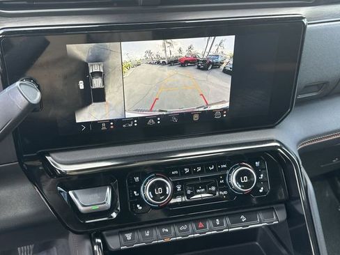 Used 2024 GMC Sierra 2500 AT4 w/ AT4 Premium Plus Package image 15