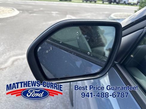 New 2026 Ford Explorer Active w/ Active Comfort Package RWD image 8