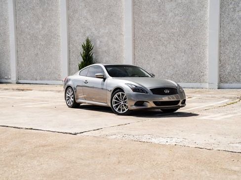 Used 2009 INFINITI G37 Sport w/ Premium Pkg image 19
