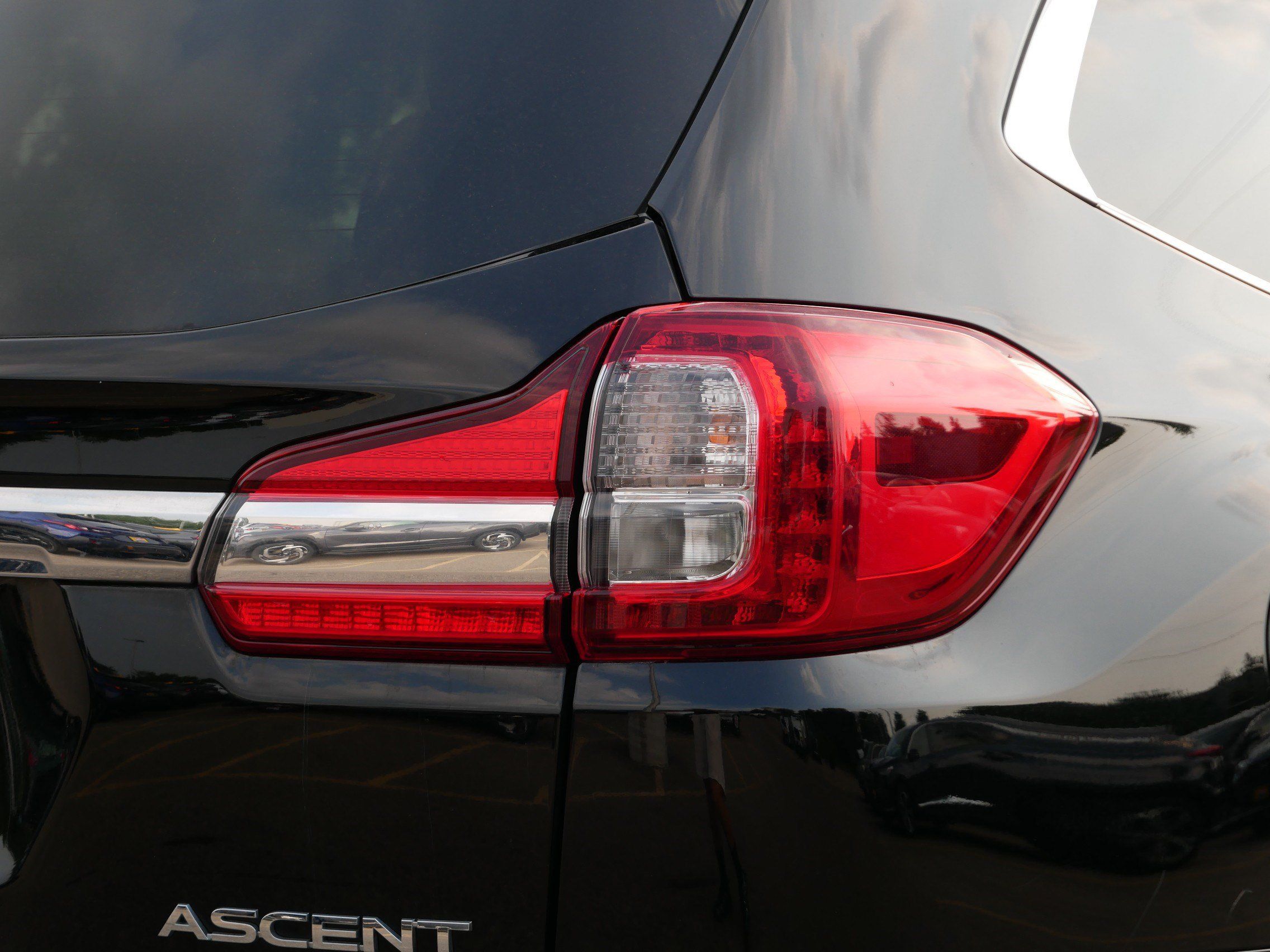 Used 2020 Subaru Ascent Premium w/ Convenience Package AWD/4WD image 17