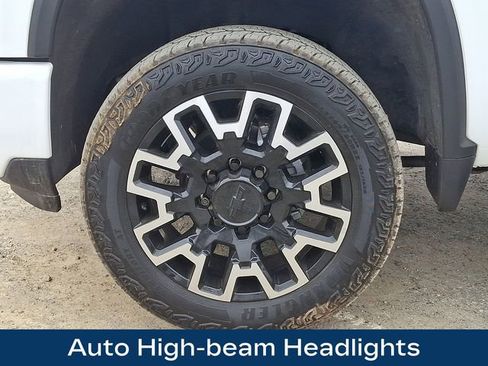 Used 2024 Chevrolet Silverado 2500 High Country image 30