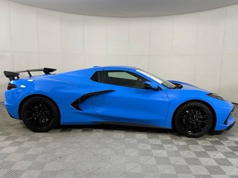 Used 2023 Chevrolet Corvette Stingray Premium Conv w/ Z51 Performance Package RWD image 10
