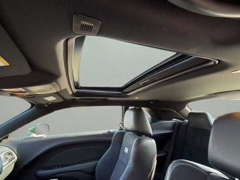 Used 2018 Dodge Challenger T/A image 19