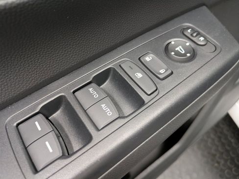 Used 2024 Honda CR-V Sport image 9