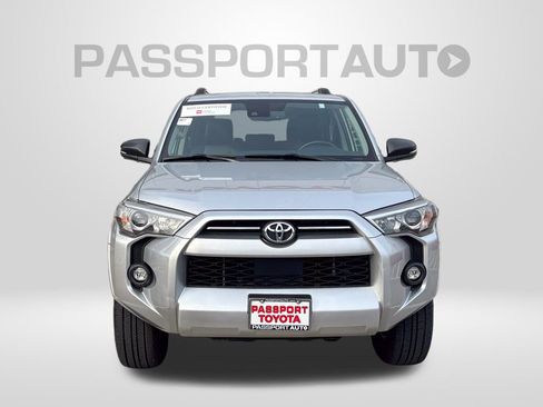 Certified 2022 Toyota 4Runner SR5 Premium image 9