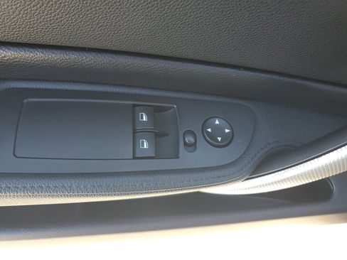 Used 2010 BMW 135i Coupe image 20