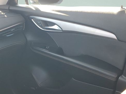 Used 2025 Buick Envision Sport Touring image 24
