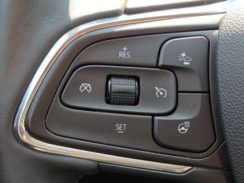 Used 2023 Buick Envision Preferred AWD/4WD image 31