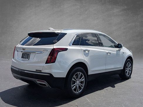 Certified 2023 Cadillac XT5 Premium Luxury image 6