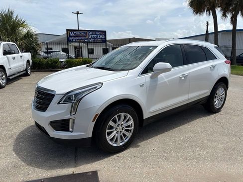 Used 2019 Cadillac XT5 FWD image 2