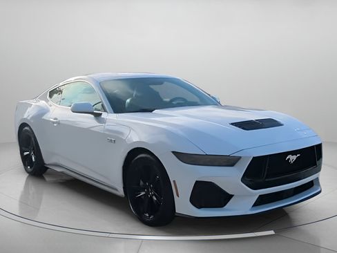 New 2026 Ford Mustang GT image 2