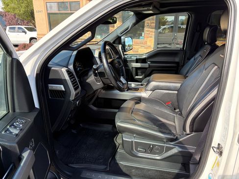Used 2018 Ford F150 Platinum w/ Technology Package AWD/4WD image 4