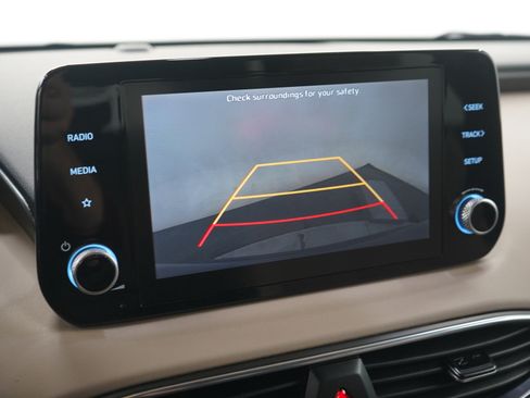 Used 2023 Hyundai Santa Fe SE image 27