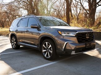 Certified 2025 Honda Pilot Elite video 2