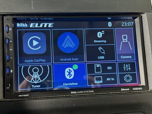 Used 2016 Nissan Frontier SV image 25