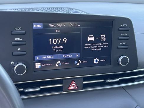 Used 2025 Hyundai Elantra Sport FWD image 16