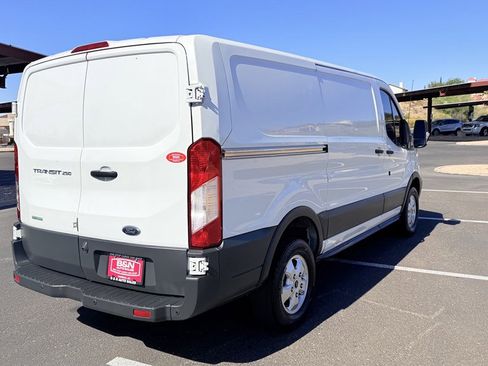 Used 2017 Ford Transit 250 130 Low Roof RWD image 18