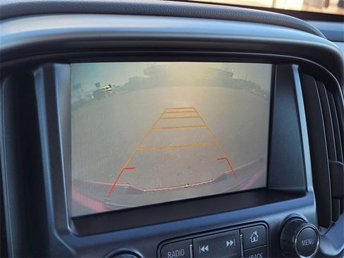 Used 2016 Chevrolet Colorado LT image 17