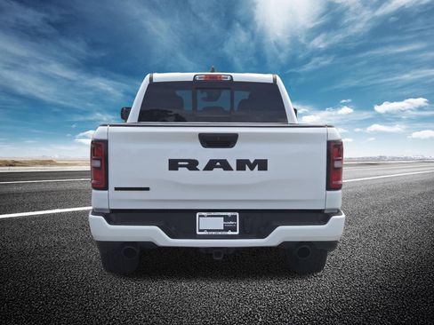 Used 2025 RAM 1500 Big Horn RWD image 18
